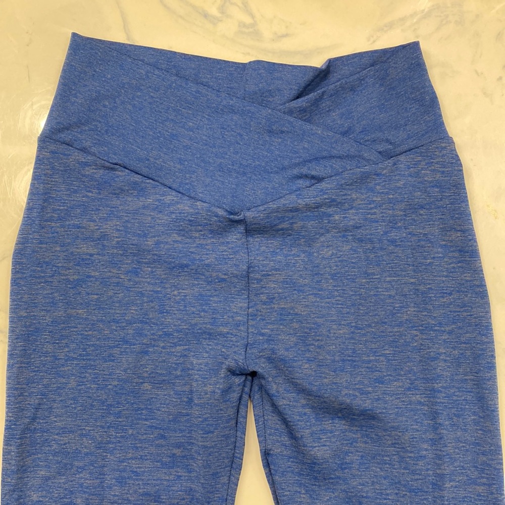 Criss-across Athletic Leggings
